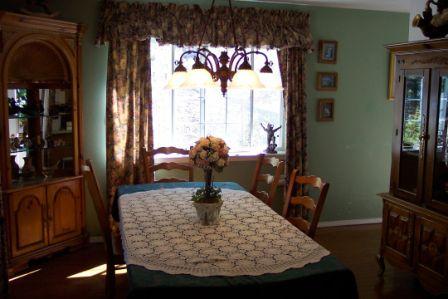 The Pines dining room